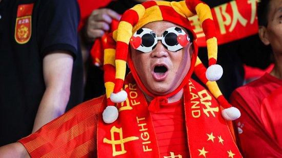 国产午夜亚洲精品第一区